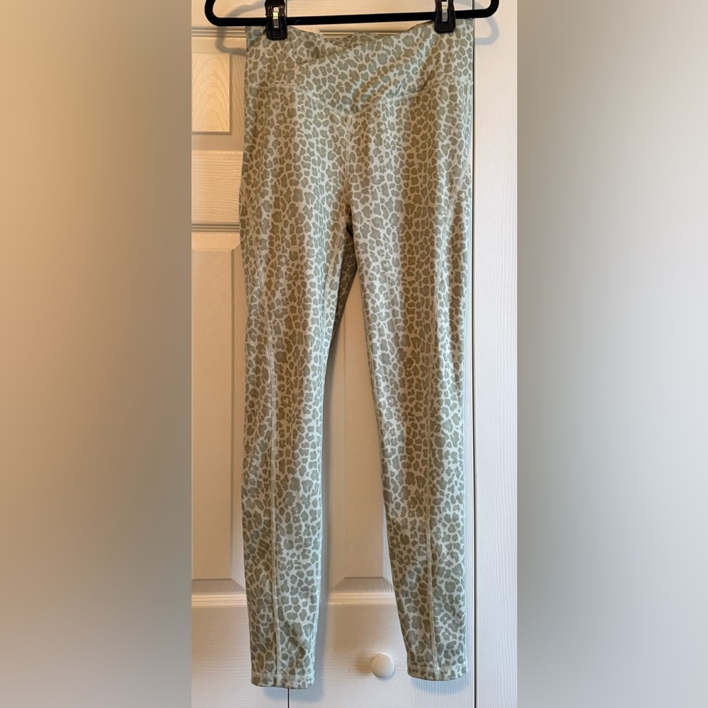 ANTONIO MELANI Green Leopard Print Leggings size M